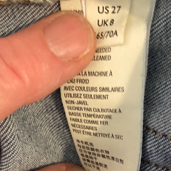 Women's Free People  Distressed Blue Jeans Flayed Hem Stretch Fabric Size 27 - Picture 8 of 9